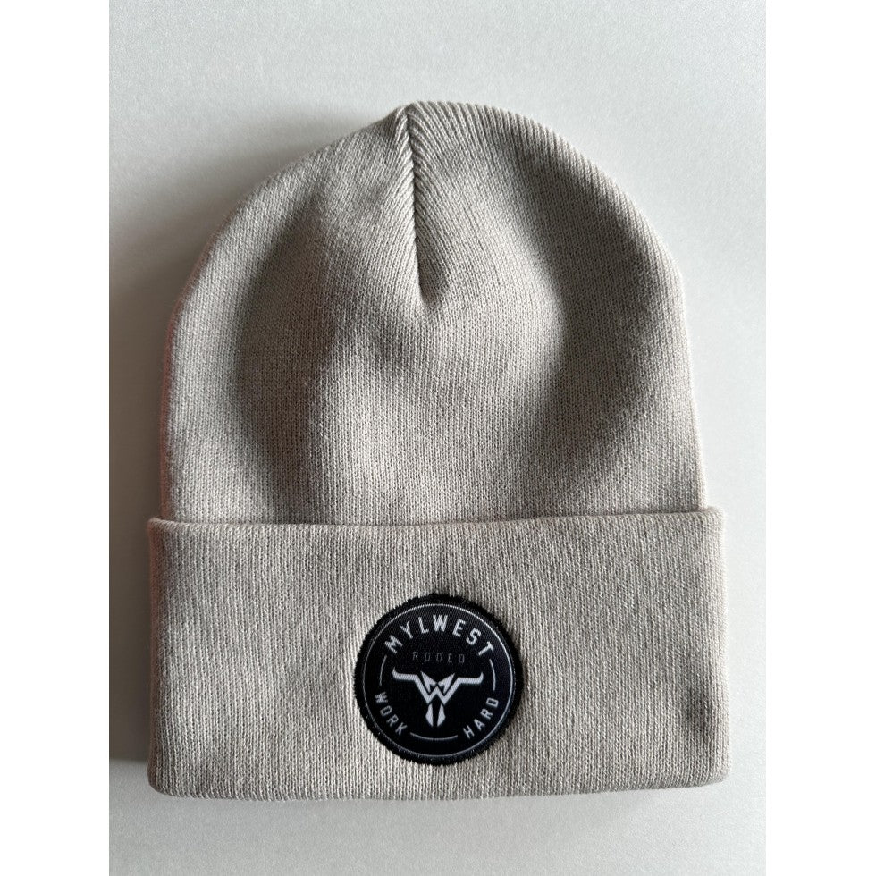 MW Bull Sable Toque
